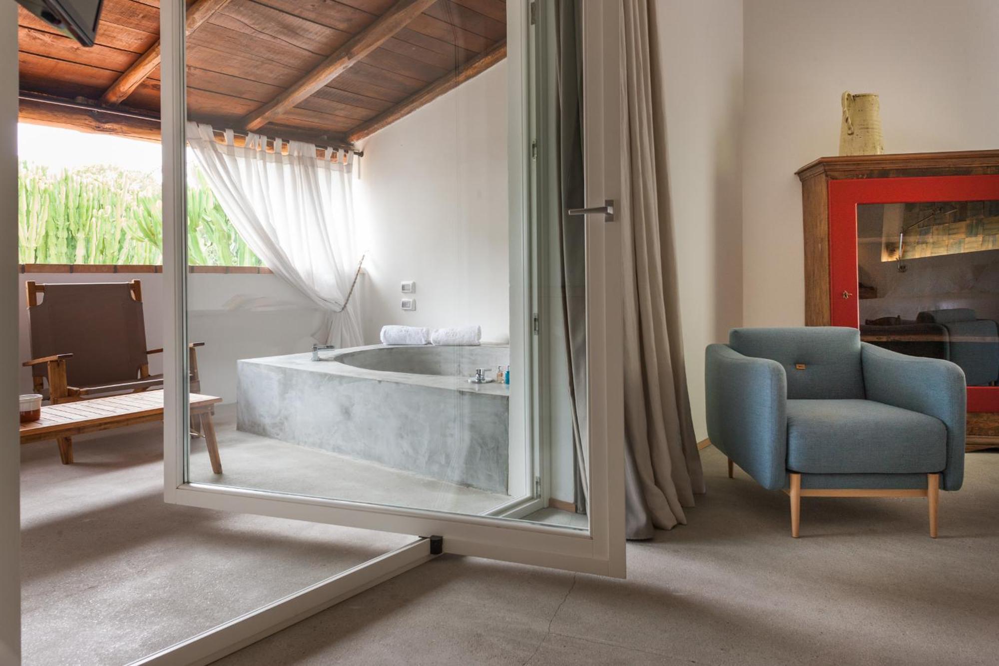 Praia Art Resort - Small Luxury Hotels Of The World (Adults Only) Le Castella  Dış mekan fotoğraf