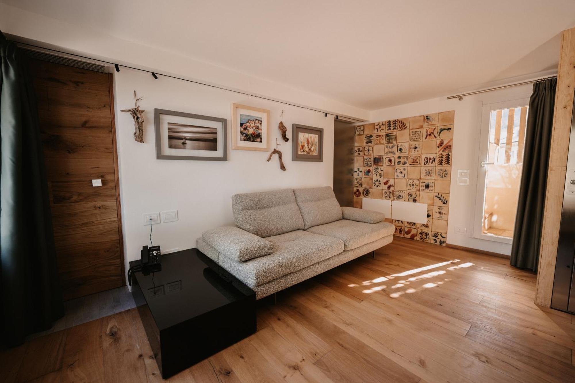 Praia Art Resort - Small Luxury Hotels Of The World (Adults Only) Le Castella  Dış mekan fotoğraf